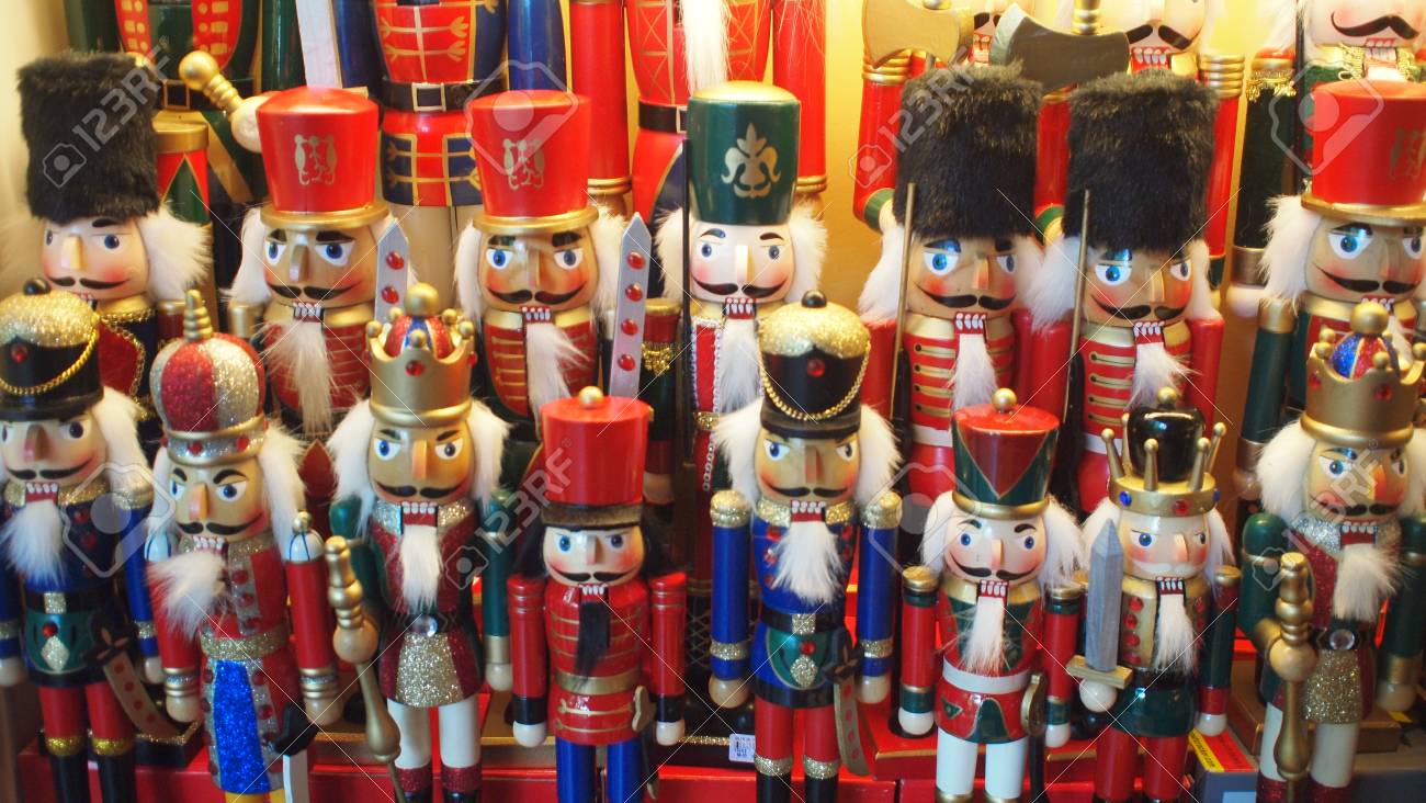 35421311-%EA%B0%80%EA%B2%8C%EC%97%90%EC%84%9C-%ED%98%B8%EB%91%90-%EA%B9%8C%EA%B8%B0-%EC%9D%B8%ED%98%95%EC%9D%98-%EC%9E%A5%EB%82%9C%EA%B0%90